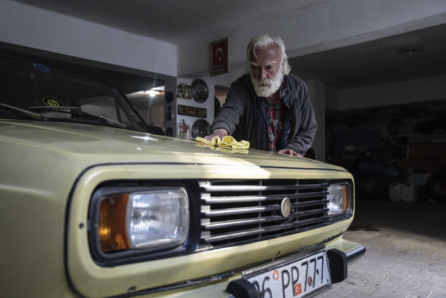 Memur emeklisi 78 yaşındaki Hasan Fehmi Ayan, 1977’de satın aldığı