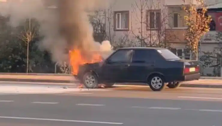 Bursa’da seyir halindeki otomobil alev alev yandı!