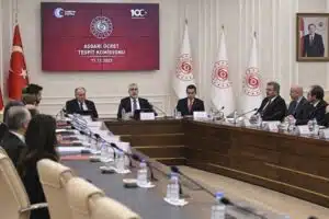 Yeni yılda geçerli olacak asgari ücret rakamını belirleyecek 15 kişilik