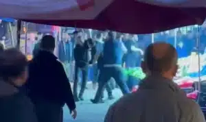 Merkez Osmangazi ilçesi Bağlarbaşı Mahallesi‘nde 2 pazarcı yer meselesi yüzünden