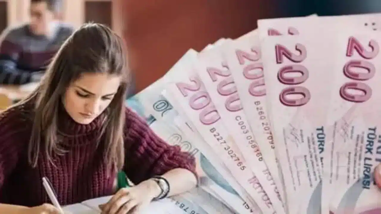 Burs başvurularının hesaplarına yatmasını bekleyen öğrenciler için Gençlik ve Spor