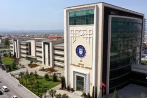 Bursa’nın İnegöl ilçesinde yürütülen altyapı çalışmalarıyla ilgili bazı medya kuruluşlarında