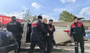 Bursa’da FETÖ’den aranan şahıs yakalandı… İnegöl Jandarma komutanlığı JASAT ekipleri