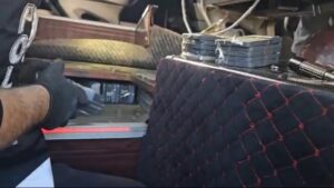 Bursa'da yolcu otobüsünde kaçak malzemelere operasyon! 5 Bursam Medya -