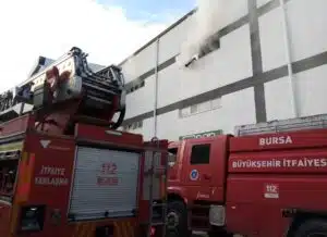Süleymaniye Mahallesi Babacan Caddesi üzerinde faaliyette bulunan bir mobilya fabrikasında,