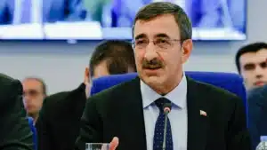 “Enflasyonu düşüreceğiz ki sürdürülebilir sağlıklı uzun vadeli büyüme sağlansın” diyen