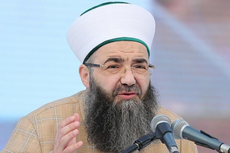 Kamuoyunda ‘Cübbeli Ahmet‘ olarak bilinen Ahmet Mahmut Ünlü, Kayseri’de hastaneye