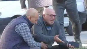 Olay, Çukurova ilçesine bağlı Belediye Evleri Mahallesi’nde meydana geldi. İddiaya