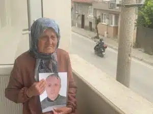 Bursa‘nın Mustafakemalpaşa ilçesinde yıllar önce eşinden boşanan Zeliha Dalgın, oğlu