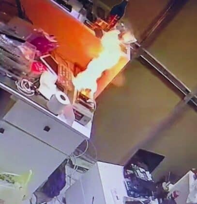 Bursa'da tamire bırakılan telefon bomba gibi patladı! 3 Bursam Medya -