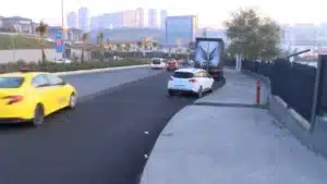İstanbul‘da Beyin ve Sinir Cerrahı Prof. Dr. Halit Çavuşoğlu, trafikte