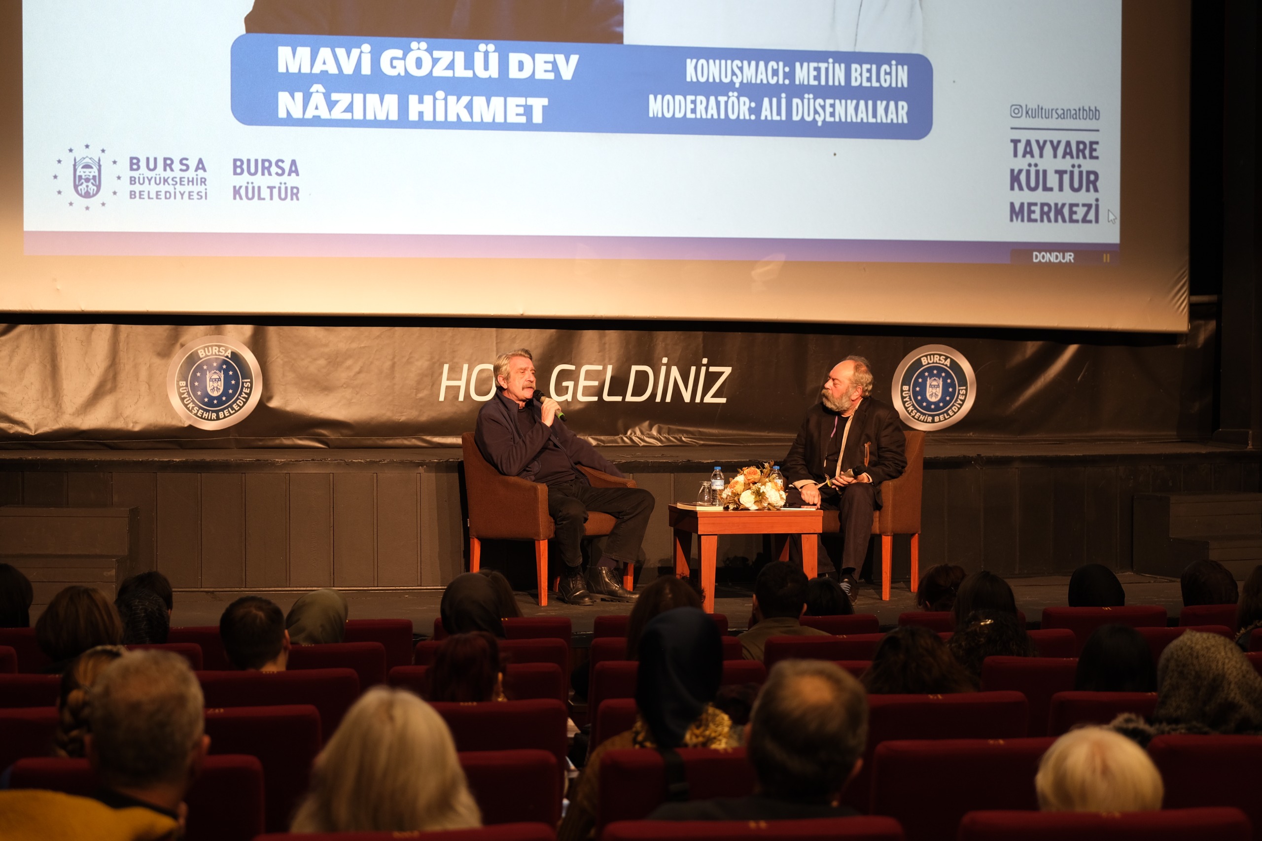 Dünya ve Türk edebiyatına sayısız eserler kazandıran şair ve yazar