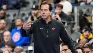 NBA Doğu Konferansı’nda mücadele eden Miami Heat’in başantrenörü Erik Spoelstra,