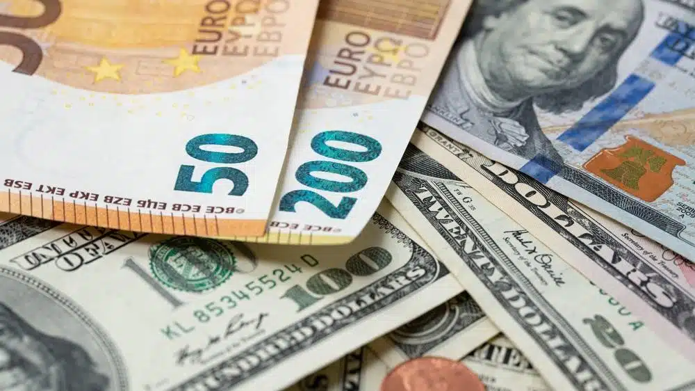 Dolar ve Euro’nun bugünkü fiyatları, ekonomik ve finansal kararlar açısından