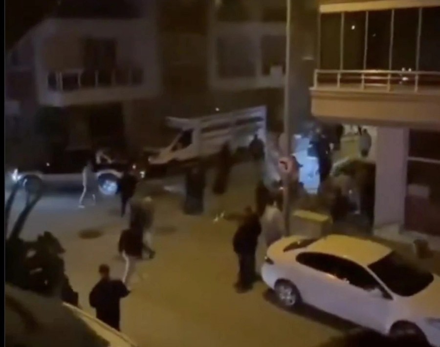 Dün akşam saat 20.00 sıralarında İzmir‘in Seferihisar ilçesi Turabiye Mahallesi