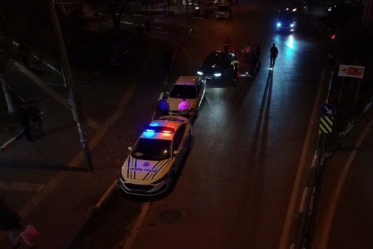 Gemlik genelinde polis, jandarma ve sahil güvenlik ekipleri tarafından ilçenin