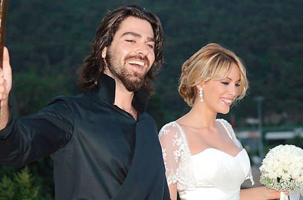 Uğur Pektaş, adını Survivor yarışmasında kazanarak duyurmuş ve yarışmada şampiyon