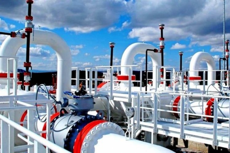 Enerji ve Tabii Kaynaklar Bakanı Alparslan Bayraktar, ABD’nin Gazprombank’a yönelik