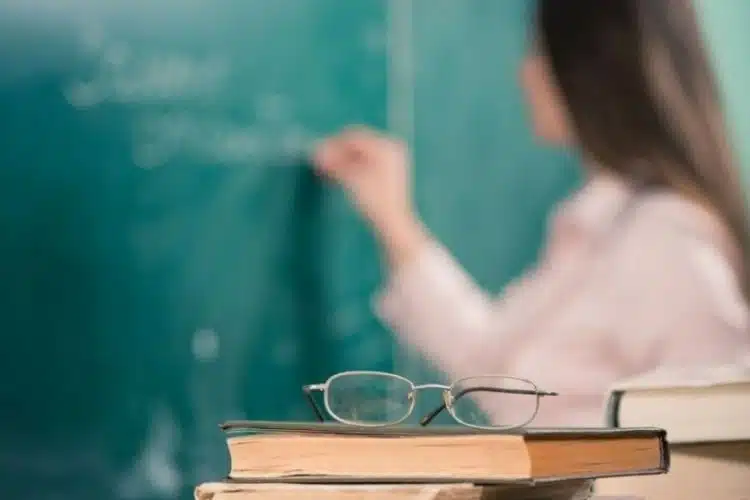 Öğretmenlerin mazerete bağlı yer değişikliği için başvurular 30 Aralık’ta başlıyor Milli Eğitim Bakanlığınca öğretmenlerin mazerete bağlı yer değiştirme işlemlerine ilişkin