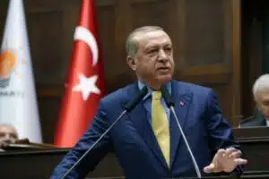 Cumhurbaşkanı Erdoğan, asgari ücret zammının ardından sosyal medya hesabından “Hayırlı