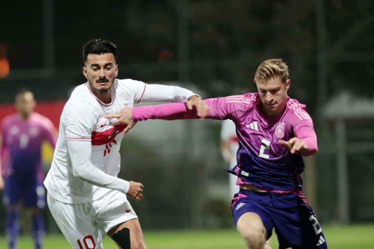 3’üncü Lig 1’inci Grup’ta rakiplerine fark atarak liderlik koltuğunda oturan