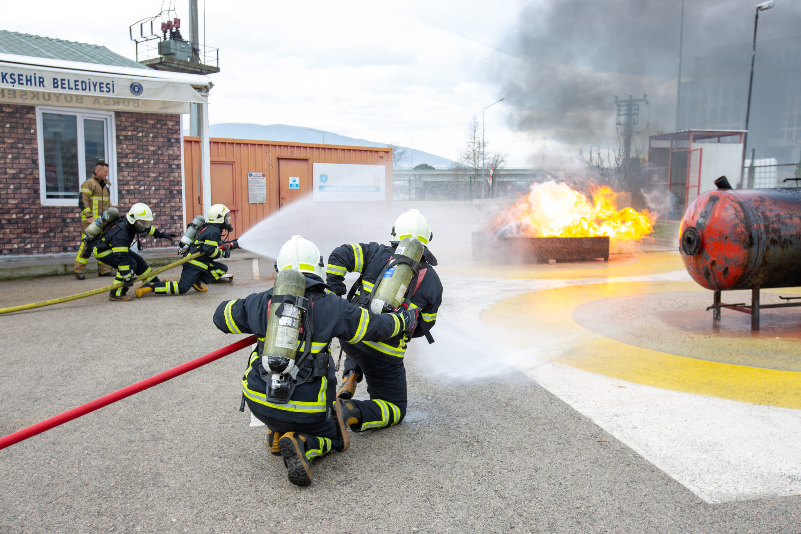 Bursa Büyükşehir Belediyesi, vatandaşın can ve mal güvenliğinin korunması için