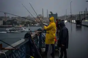 İstanbul ve Marmara Bölgesi’ne fırtına geliyor. SARI KODLU UYARI VERİLDİ