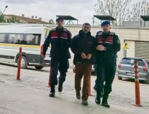 Bursa’da annesinden zorla para alan oğlu tutuklandı!