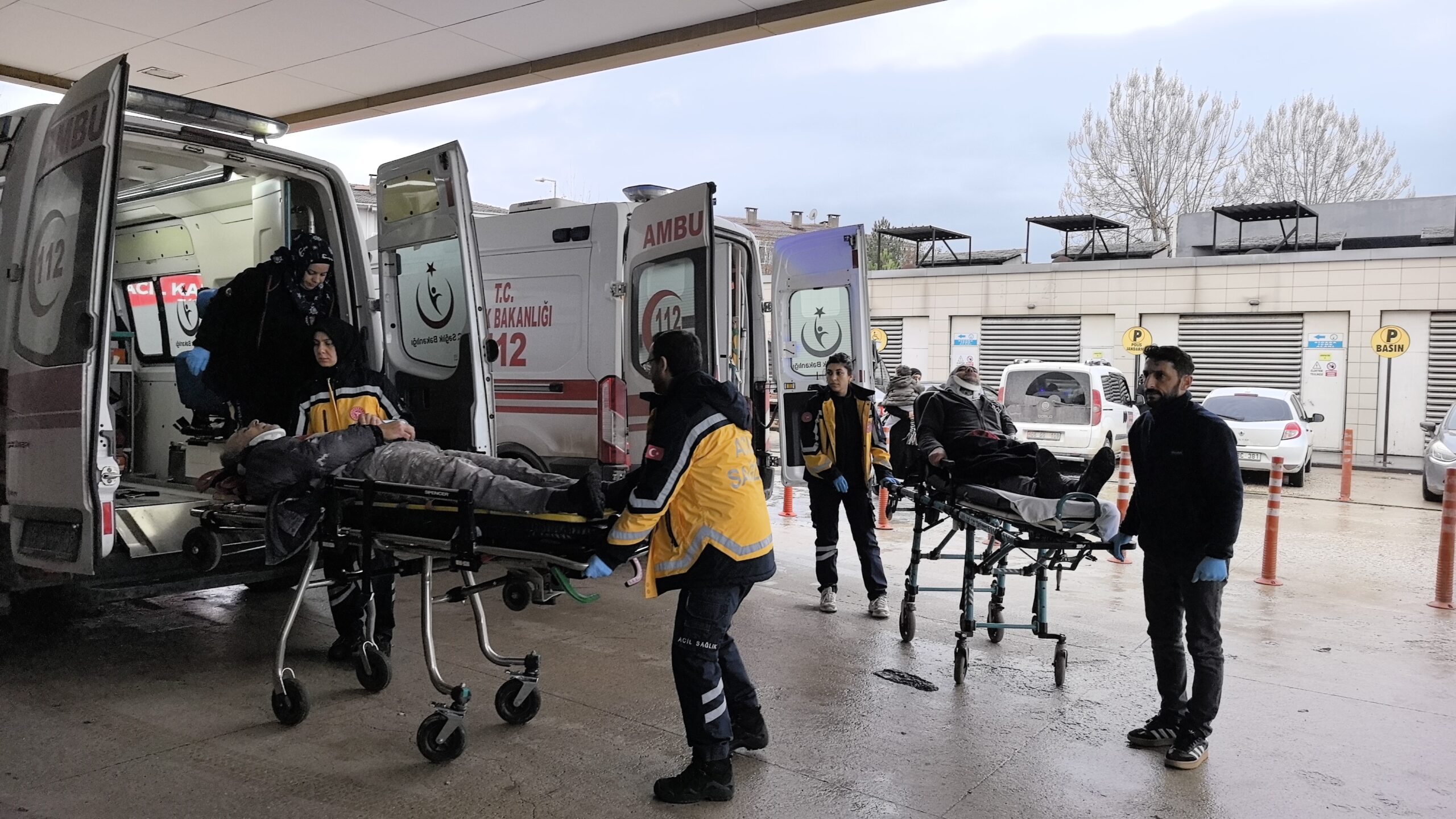 Kaza, saat 10.00 sıralarında Mahmudiye Mahallesi Avarlar kavşağında meydana geldi.