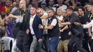 Göztepe, Süper Lig’in ikinci hafta mücadelesinde Fenerbahçe ile Gürsel Aksel