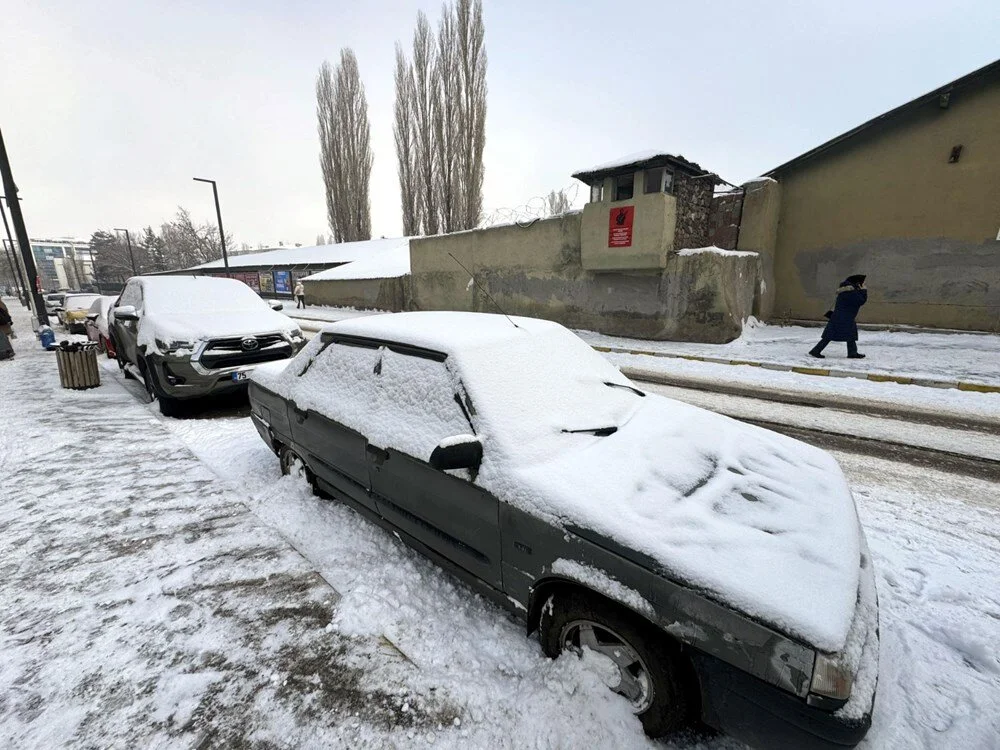 Ardahan eksi 23,3 dereceyle Türkiye’nin en soğuk ili oldu. Meteoroloji