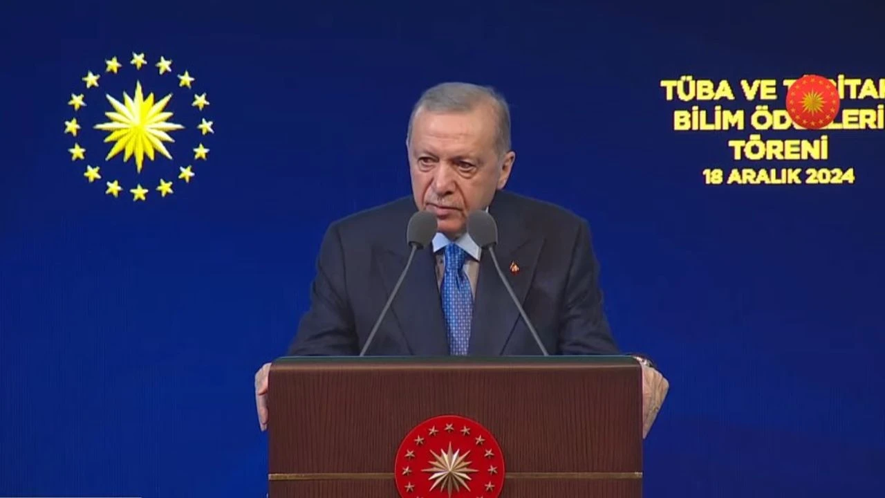 Erdoğan, Türkiye’nin bilim teknoloji hamleleri üzerinden muhalefete tepki gösterip “Türkiye’nin