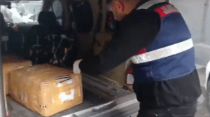 Yeni yıla yaklaşırken sahte alkol üreticilerine yönelik operasyonlar hız kesmiyor.