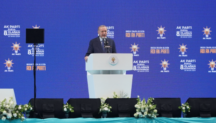 Semih Özçalık / Bursam Medya Cumhurbaşkanı Erdoğan partisinin 8. olağan