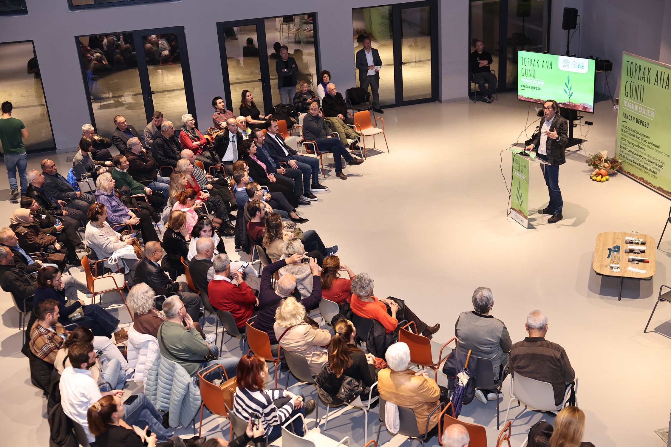 Nilüfer’de Toprak Ana Günü’nde gıdanın geleceği konuşuldu… Her yıl hızlı