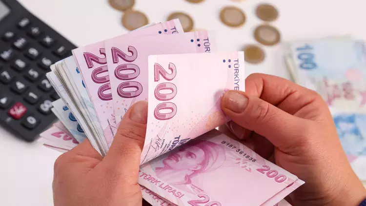 Asgari ücrette flaş gelişme! Türk-İş saat verdi… Türk-İş kamuoyundan gelen