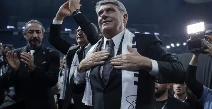 Beşiktaş’ın yeni başkanı Serdal Adalı oldu!