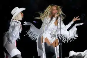 2024 yılına Cowboy Carter albümüyle damga vuran ünlü şarkıcı Beyonce,