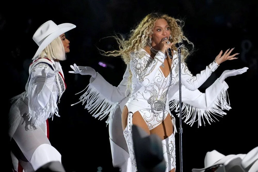 2024 yılına Cowboy Carter albümüyle damga vuran ünlü şarkıcı Beyonce,