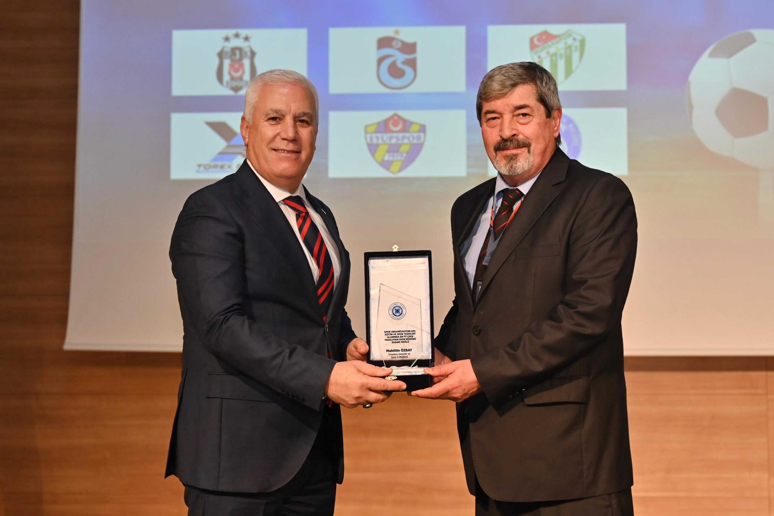 Başkan Bozbey’e “Spora katkı sağlayan başkan” ödülü… Göreve geldiği ilk
