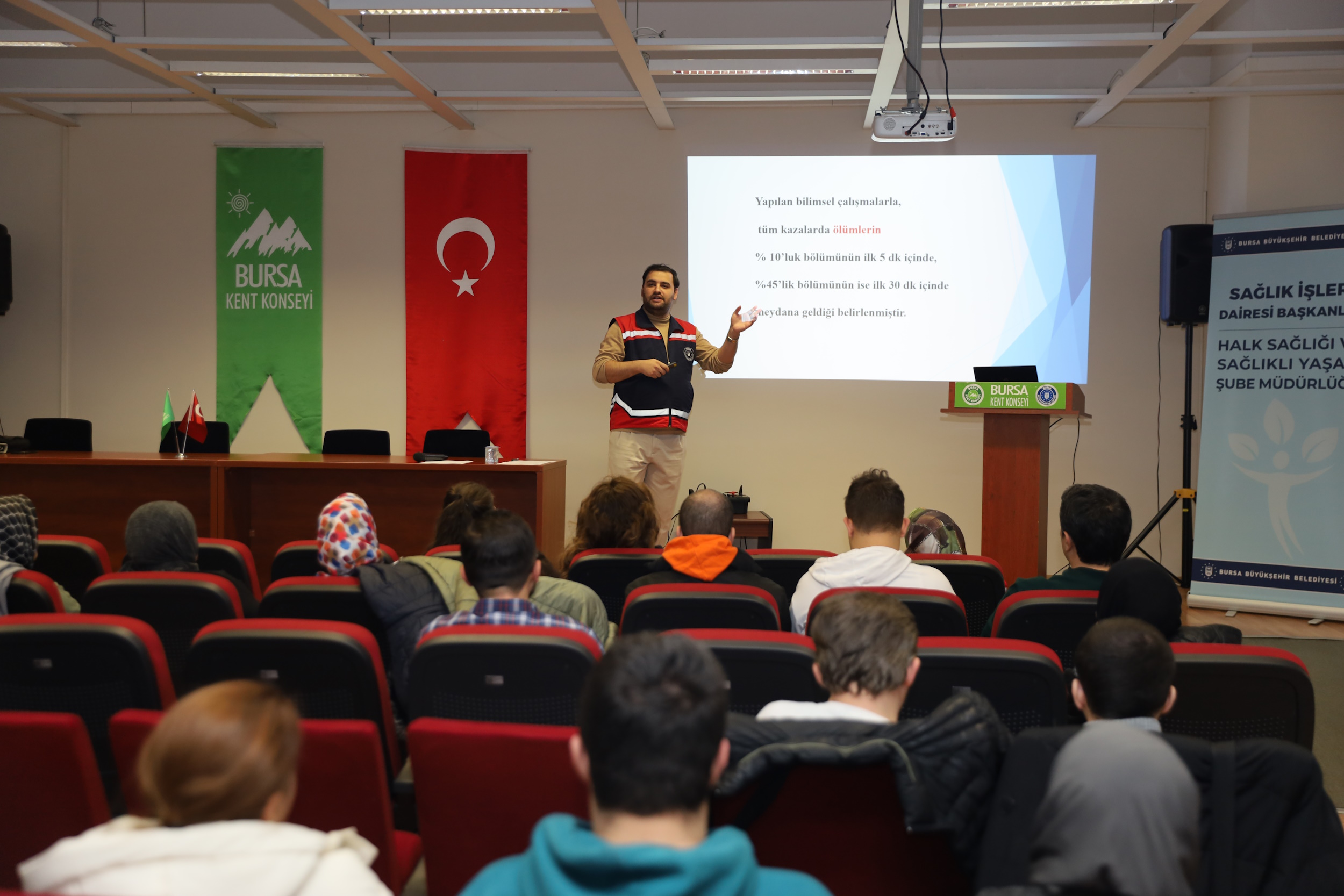 Bursa Büyükşehir Belediyesi, özel gereksinimli bireylerin ve ailelerinin sosyal yaşamın