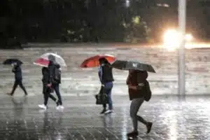 SARI KODLU UYARI VERİLDİ Meteoroloji Genel Müdürlüğü (MGM); Bursa, Balıkesir,