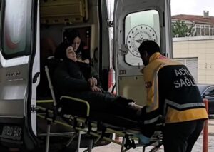 Bursa'da trafik kazası: 3'ü çocuk 7 yaralı! 5 Bursam Medya -