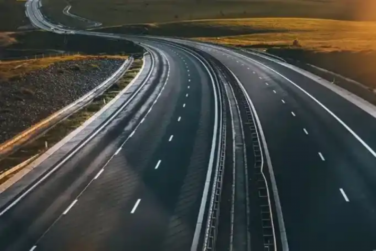 Karayolları Genel Müdürlüğünün yol durumu bültenine göre; Bursa-Karacabey ayrımı-Orhaneli-Harmancık yolunun