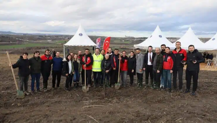 Bursa Büyükşehir’den şehit Aybüke öğretmen anısına hatıra ormanı!