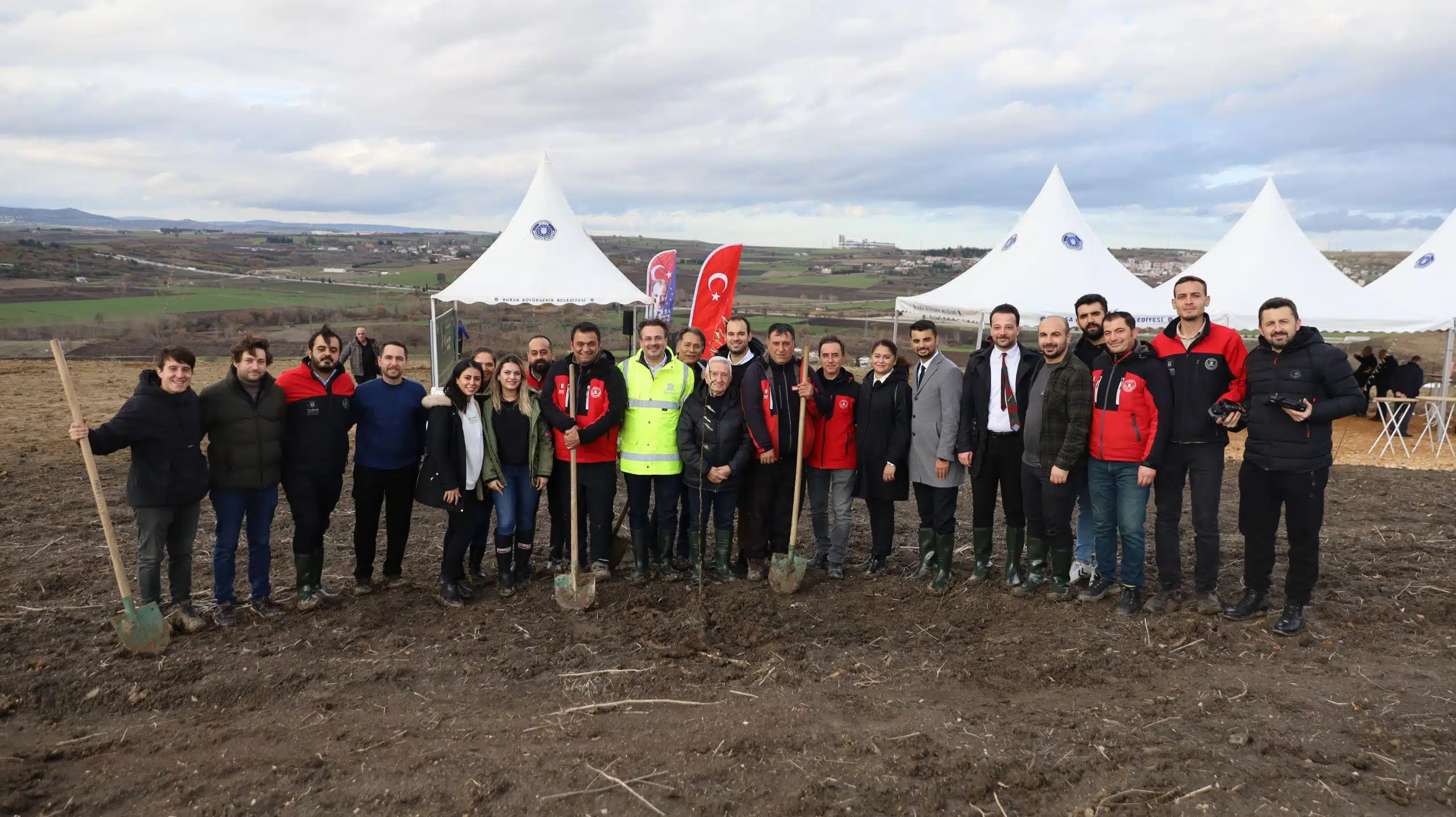 Bursa Büyükşehir Belediyesi, iştiraklerinden BURKENT AŞ marifetiyle Karacabey ilçesi İkizce