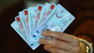 Ehliyet alma yaş sınırında düzenlemeye gidilirken, sağlık kontrolleri de daha