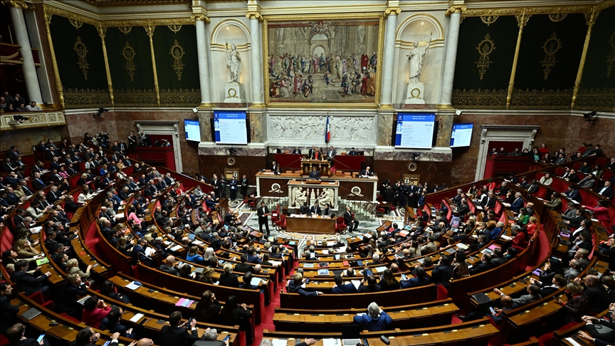 Fransa‘da Ulusal Meclis‘te Başbakan Michel Barnier hükümeti için güven oylaması