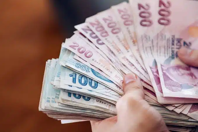 2025 yılının asgari ücretini belirlemek için son viraja girildi. Asgari