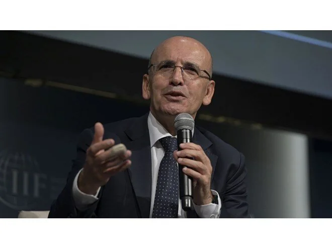 Hazine ve Maliye Bakanı Mehmet Şimşek, asgari ücret artışına ilişkin